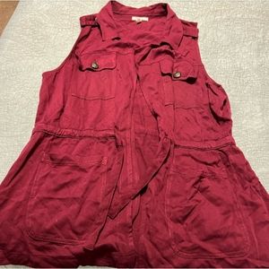 EUC MAURICES vest